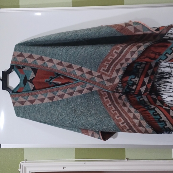 Urban CoCo Southwest Open Front Wrap Shawl Poncho NNT - Picture 10 of 12
